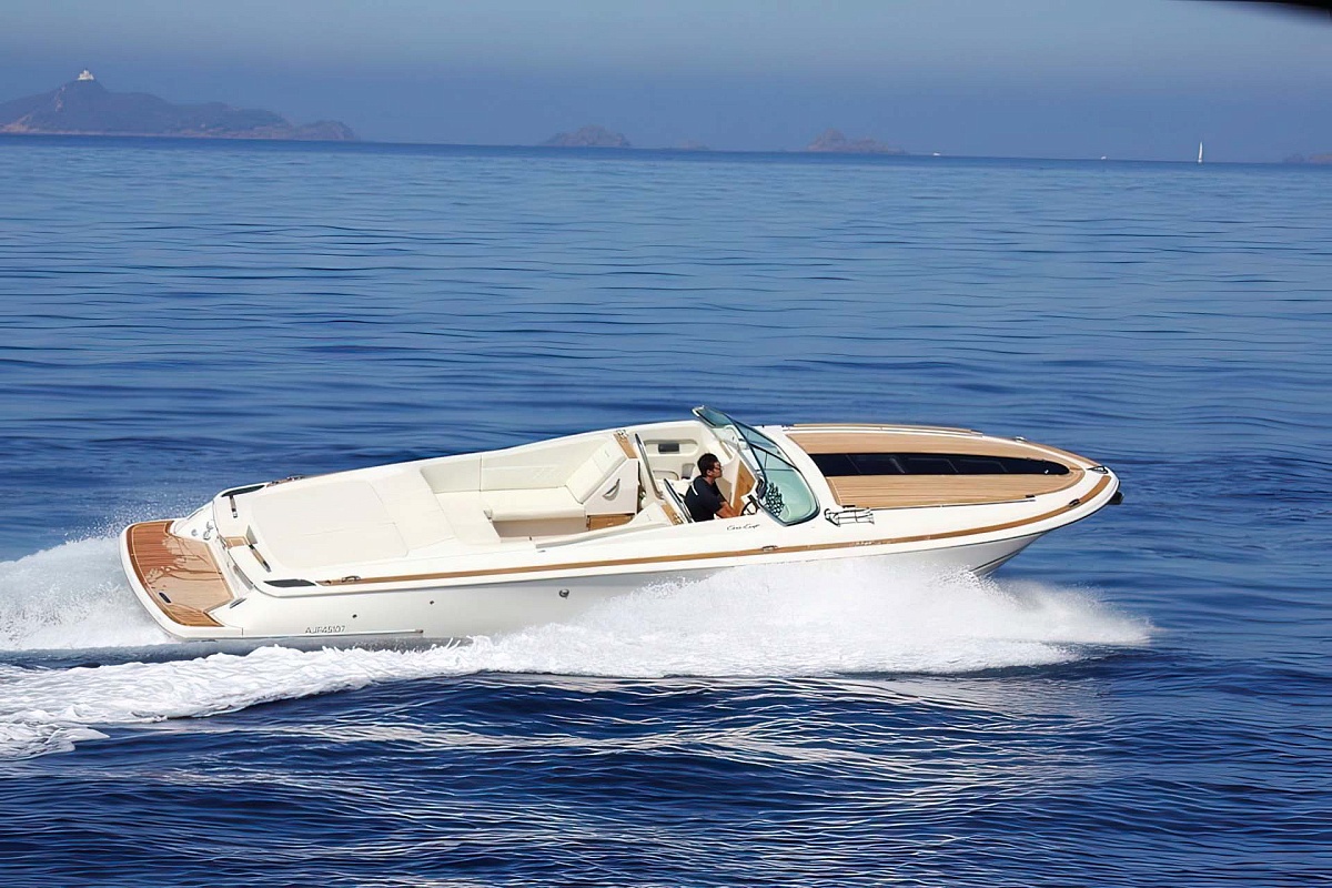 Chris Craft 32